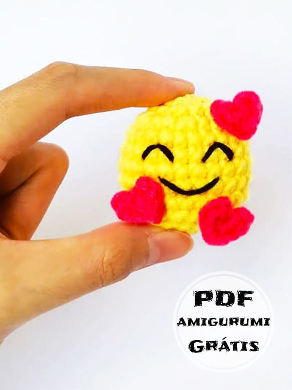 Fácil Amigurumi Emoji Receita de PDF Grátis 