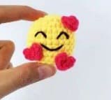 Fácil Amigurumi Emoji Receita de PDF Grátis 