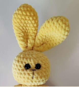 Amarelo Coelho Amigurumi Pelúcia Receita de PDF Grátis