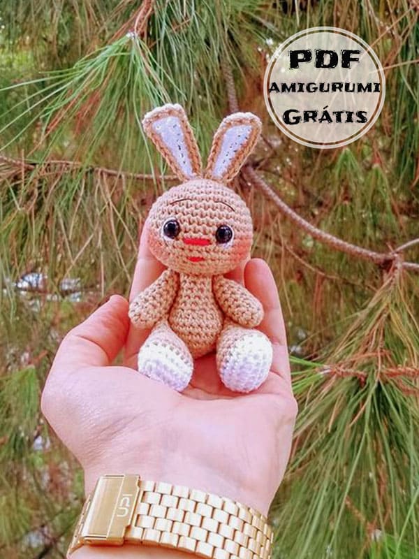 Chaveiro Amigurumi Coelho Felix PDF Receita Gratis