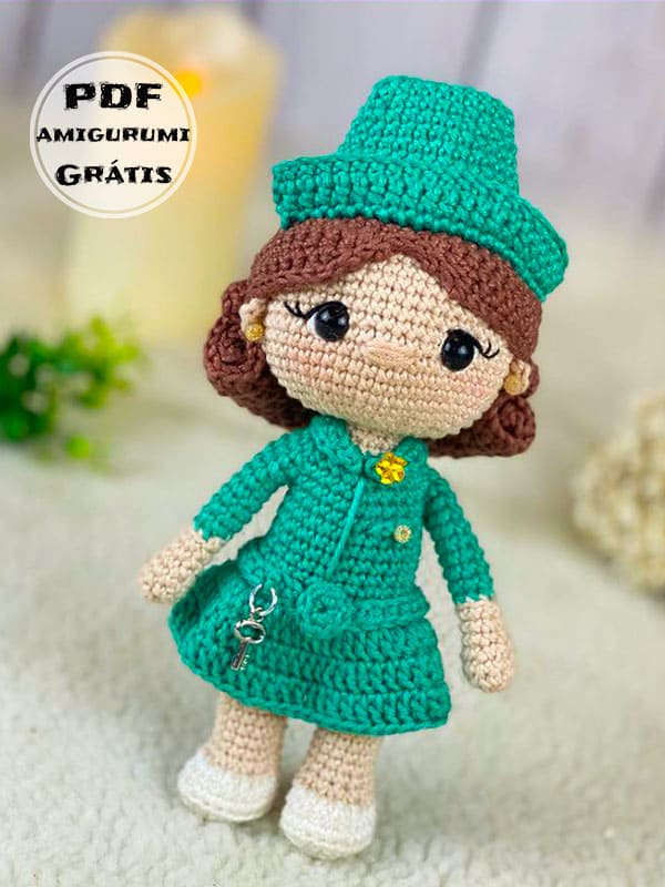 Enfermeira Mildred Boneca Amigurumi Receita PDF