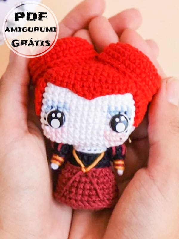 Rainha de Copas Boneca de Amigurumi Receita Grátis -3