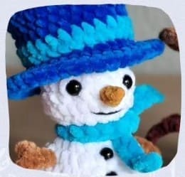 Boneco de Neve Com Chapéu Amigurumi Receita Grátis